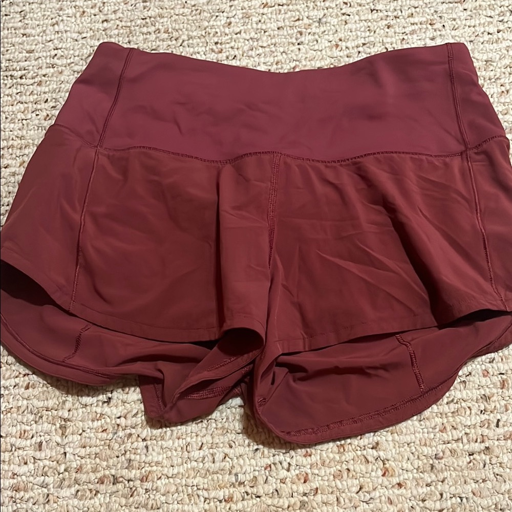 Lululemon maroon high rise speed up 2.5 inch shorts